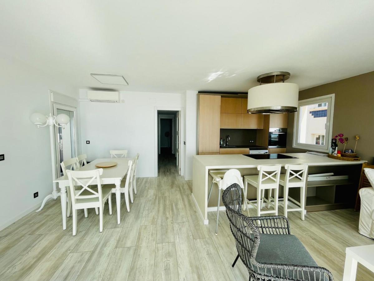 La Marina2 Seaview With Amazing Terrace Daire Sitges Dış mekan fotoğraf